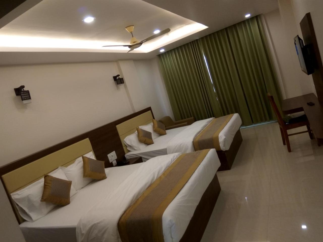Hotel Ambika International Byndoor Bainduru Dış mekan fotoğraf
