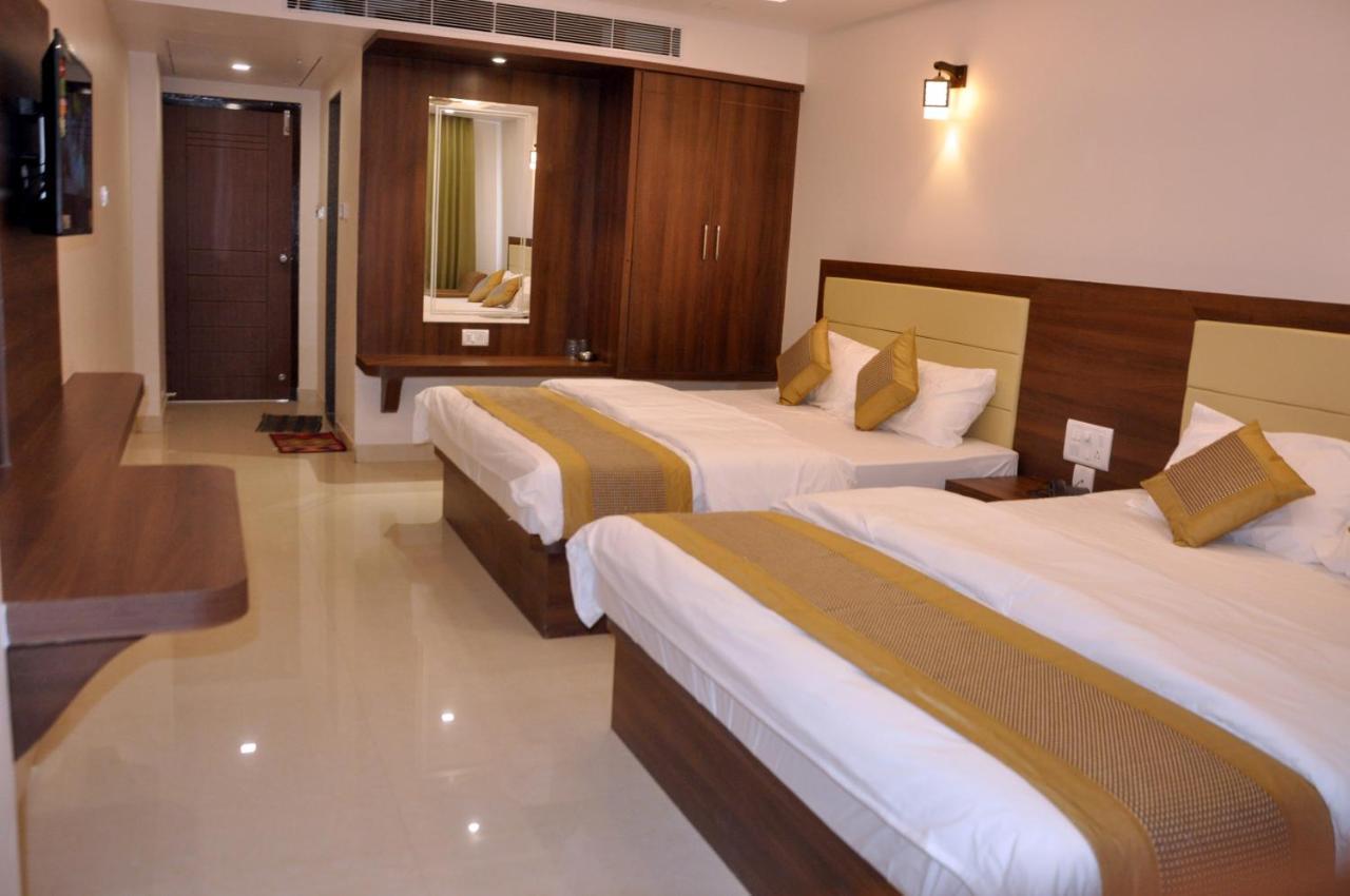 Hotel Ambika International Byndoor Bainduru Dış mekan fotoğraf