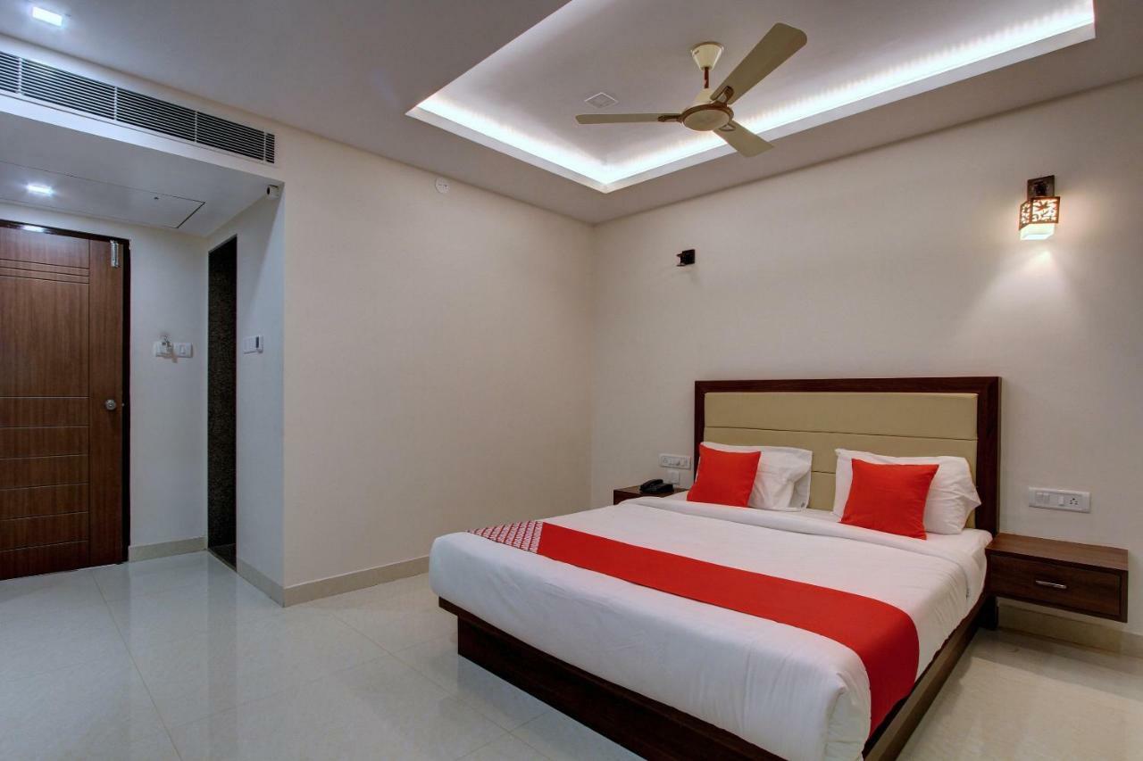 Hotel Ambika International Byndoor Bainduru Dış mekan fotoğraf