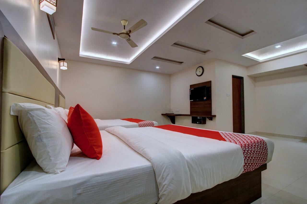 Hotel Ambika International Byndoor Bainduru Dış mekan fotoğraf