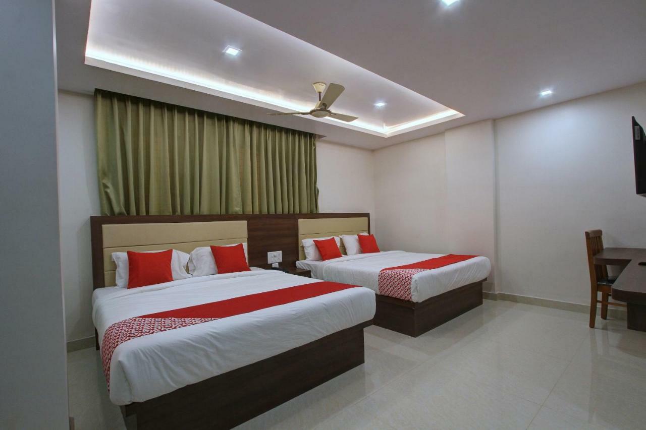 Hotel Ambika International Byndoor Bainduru Dış mekan fotoğraf