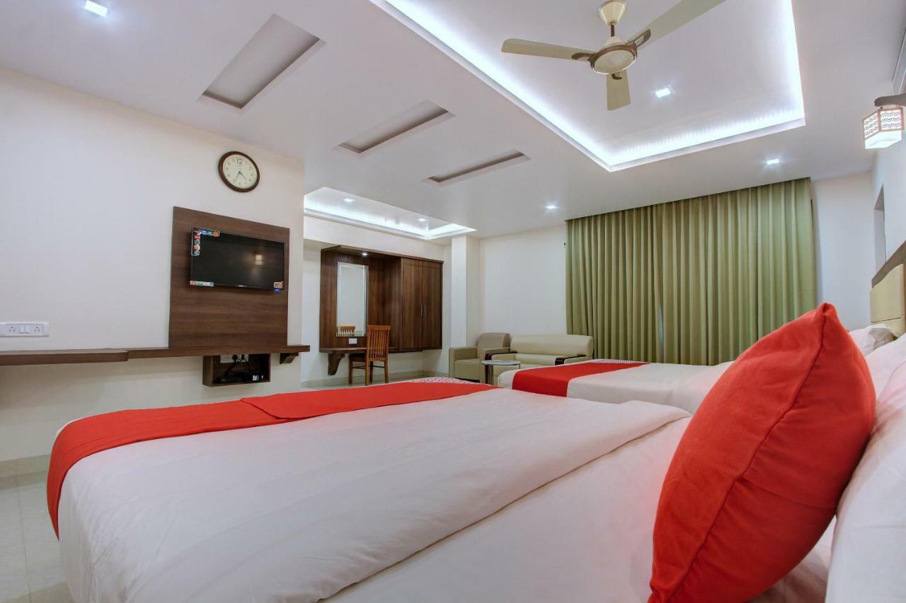 Hotel Ambika International Byndoor Bainduru Dış mekan fotoğraf