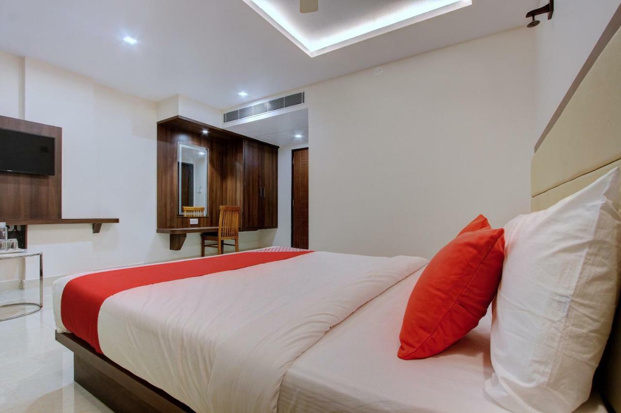 Hotel Ambika International Byndoor Bainduru Dış mekan fotoğraf