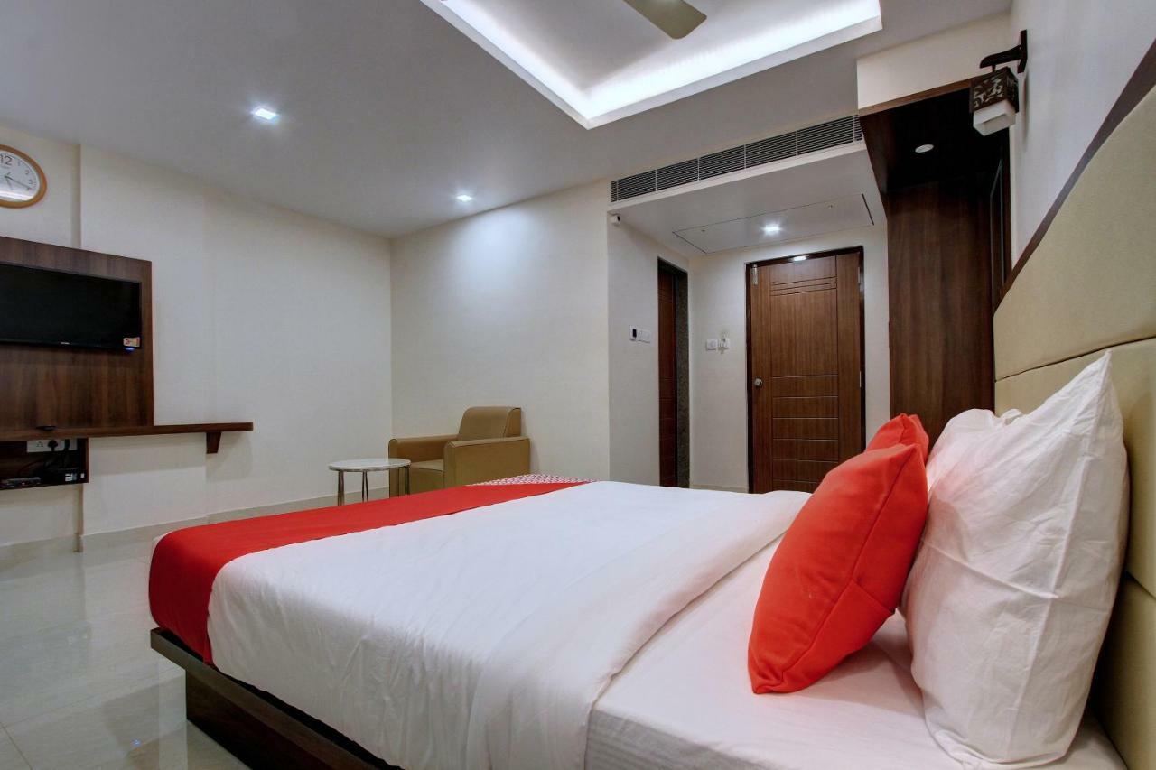 Hotel Ambika International Byndoor Bainduru Dış mekan fotoğraf
