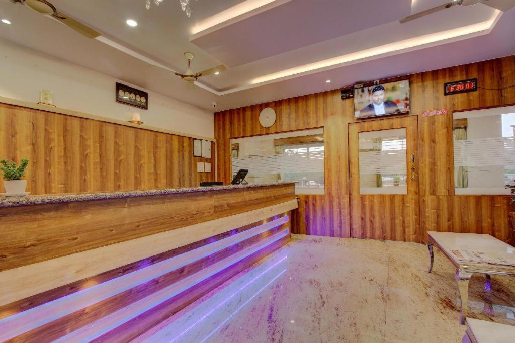 Hotel Ambika International Byndoor Bainduru Dış mekan fotoğraf